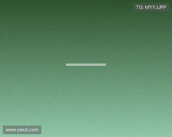 海牛与申花吉祥物犇犇布鲁赛前球场合影喜庆同框助阵精彩赛事